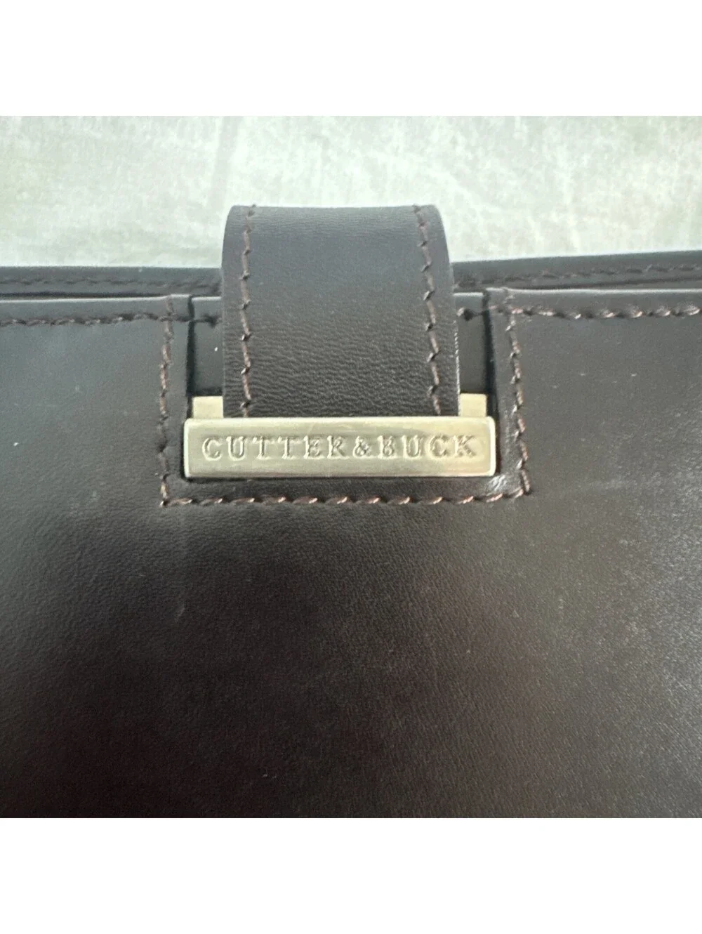 CUTTER & BUCK Brown Leather Travel Wallet Organizer